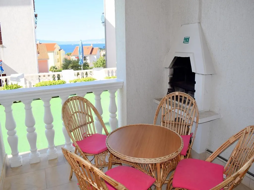 Apartments Stana Malinska 0*,  Croatia