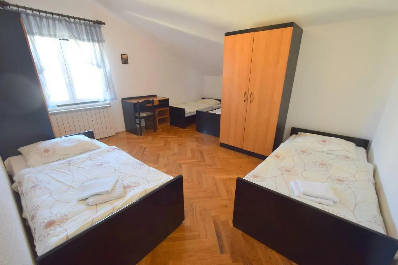 Apartments Stana Malinska