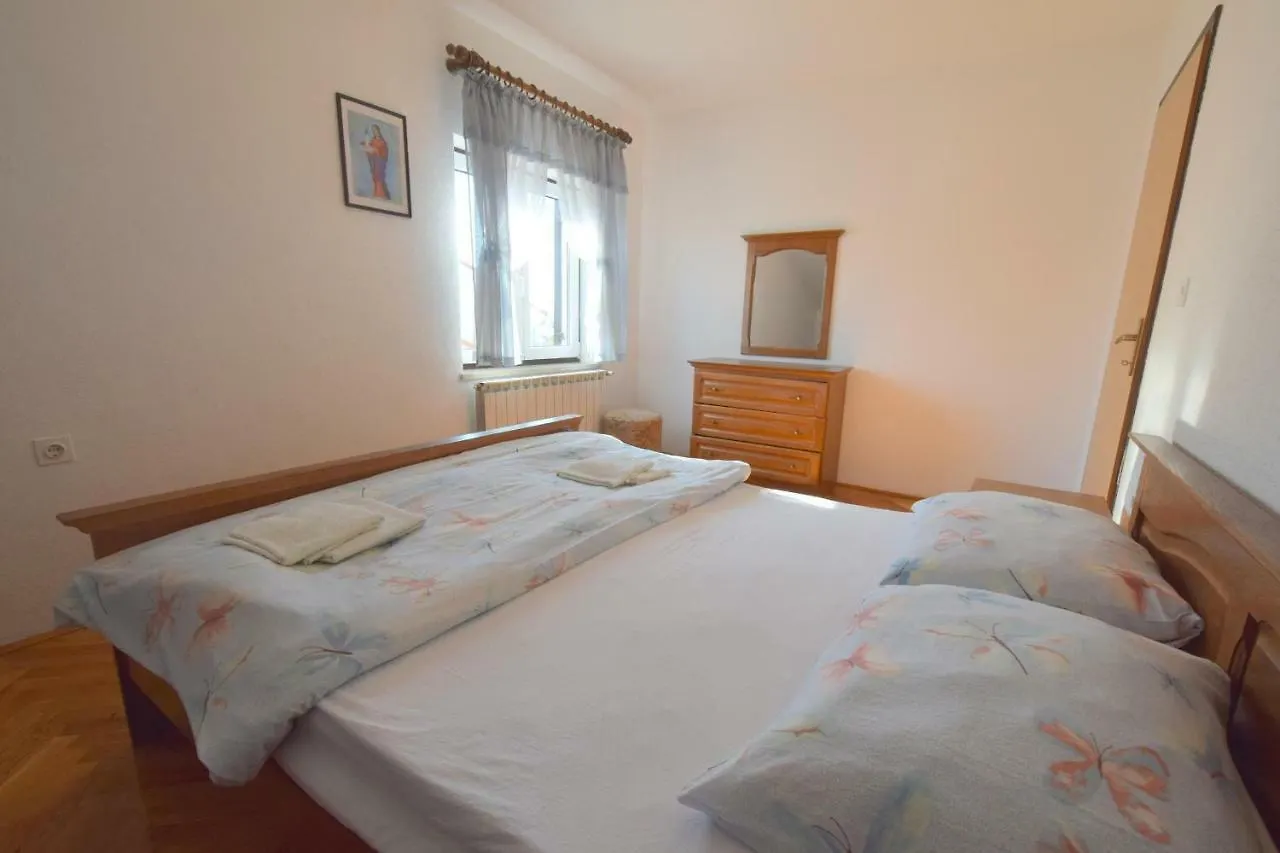 Apartments Stana Malinska Croatia