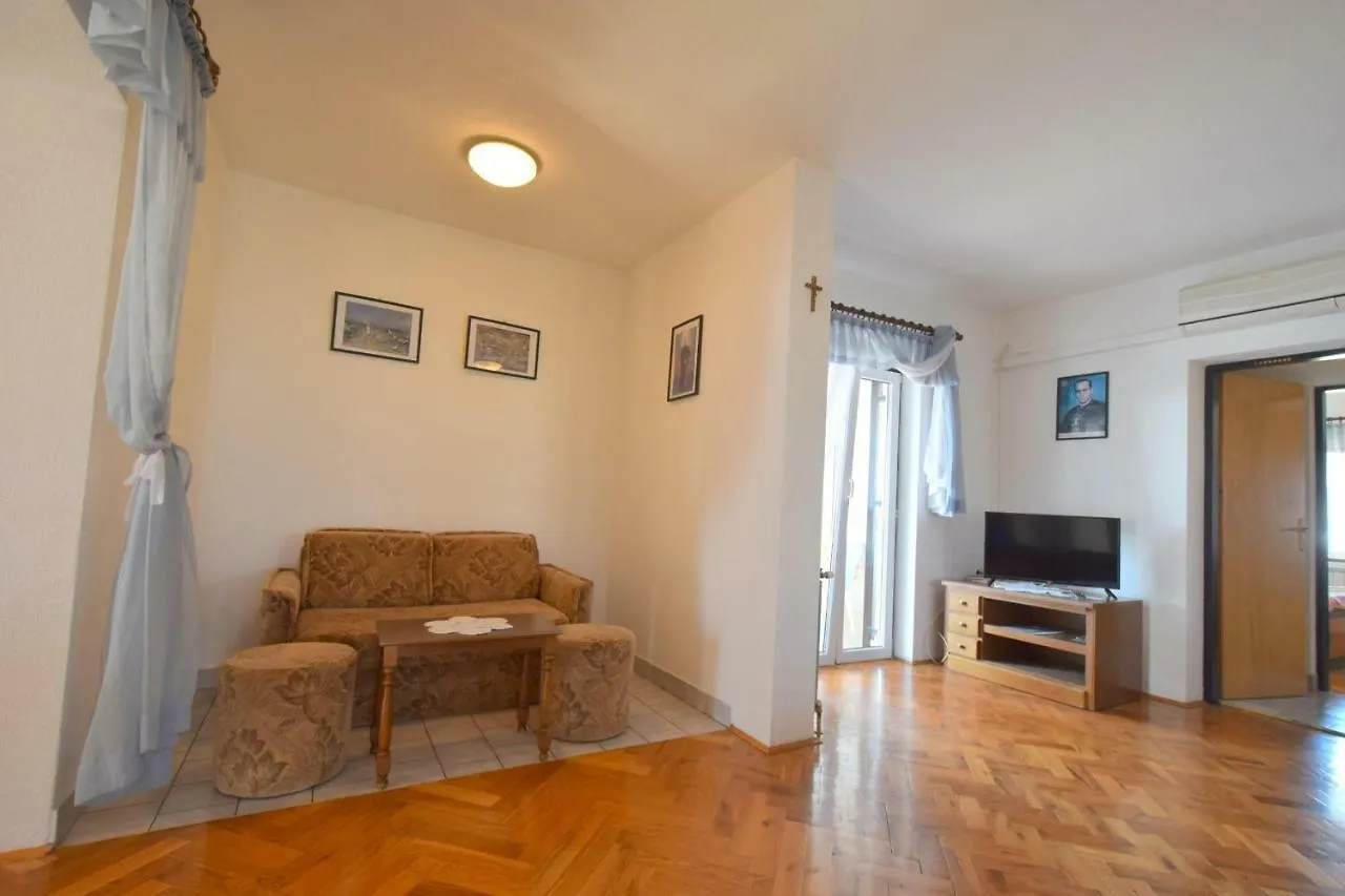 Apartments Stana Malinska