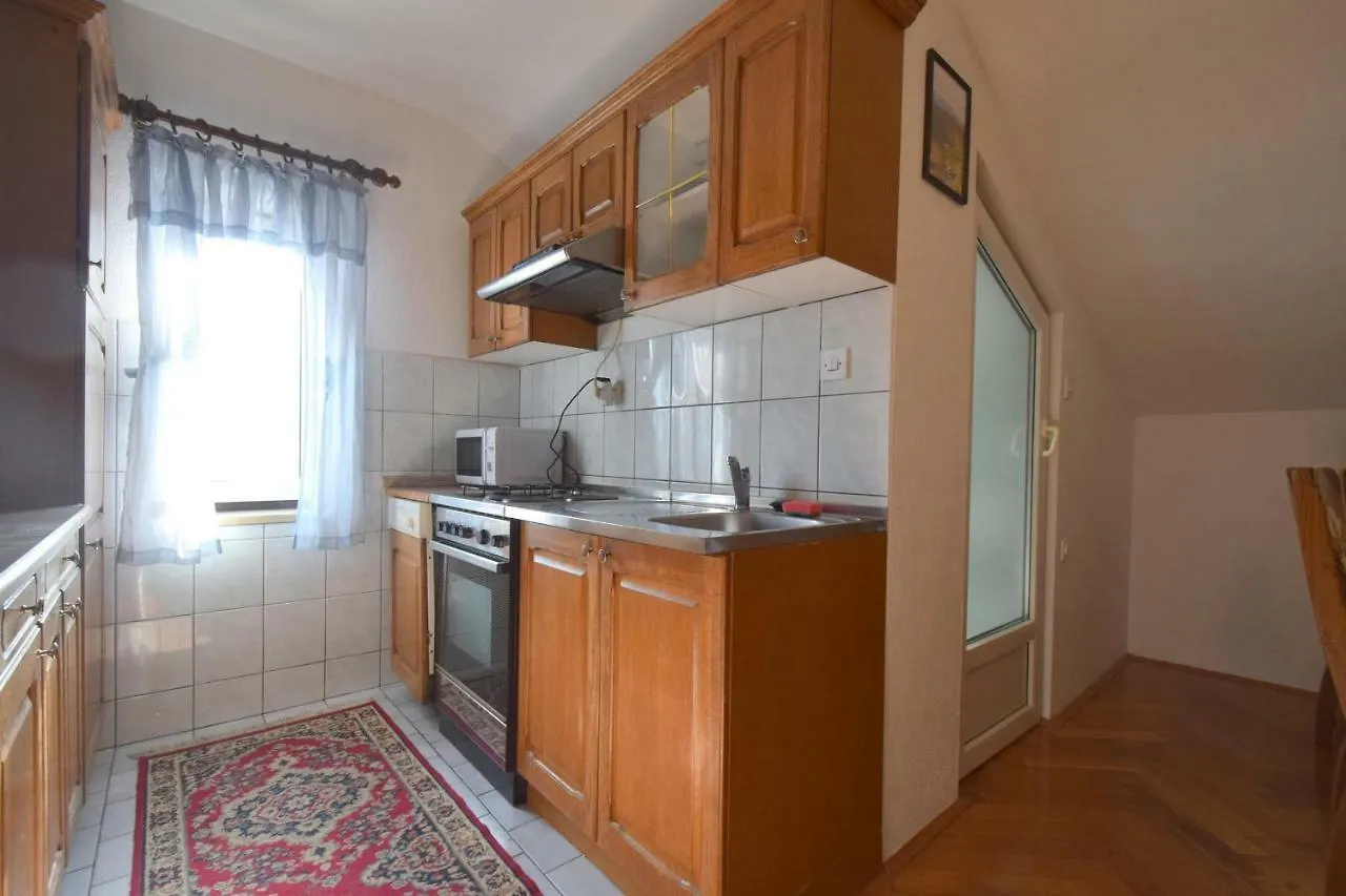 Apartments Stana Malinska