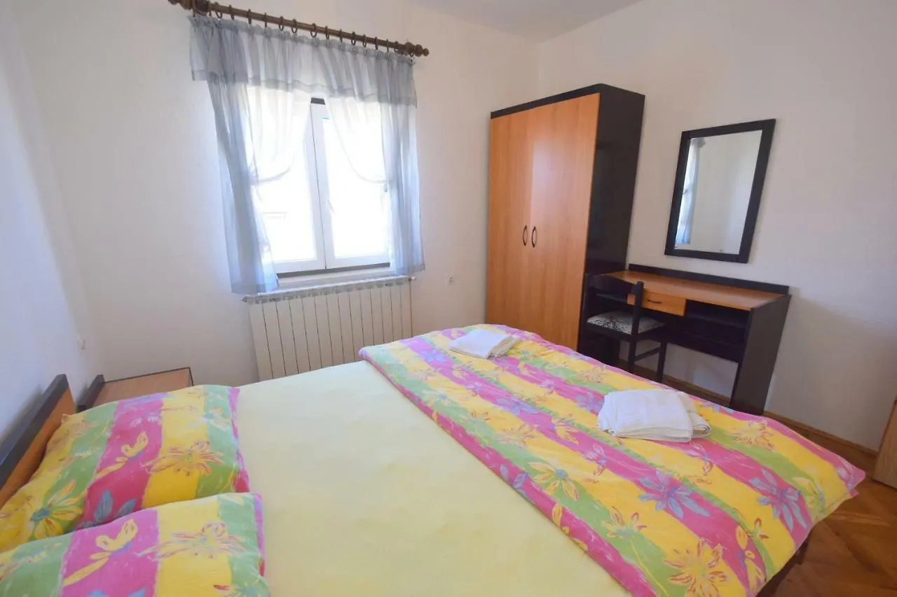 Apartments Stana Malinska