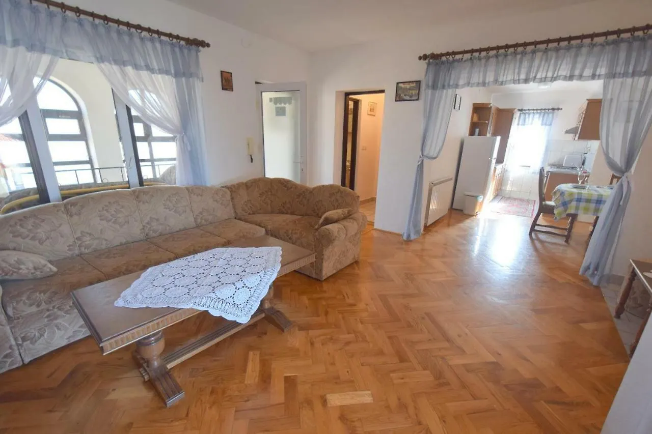 Apartments Stana Malinska