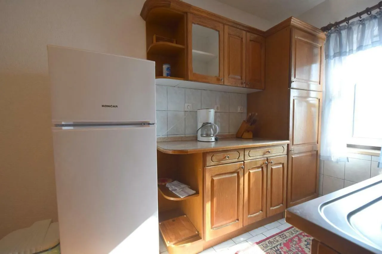 Apartments Stana Malinska