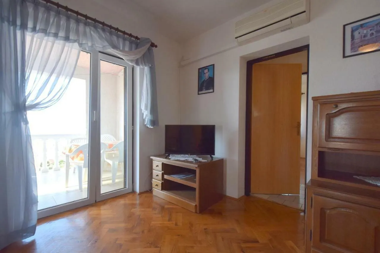 Apartments Stana Malinska