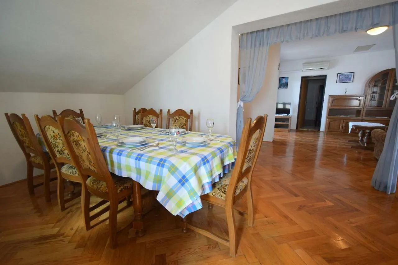 Apartments Stana Malinska